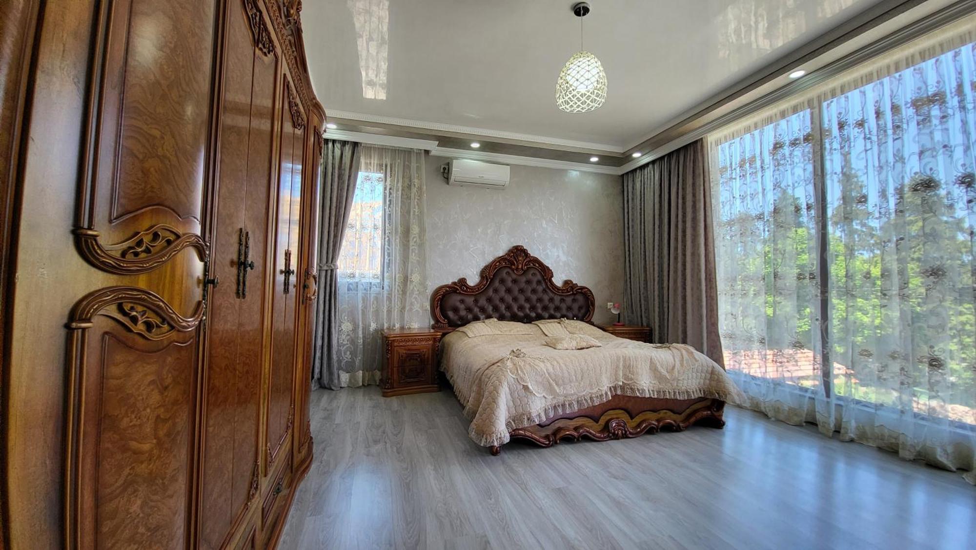 Guesthouse Gocha Beridze Батуми Екстериор снимка